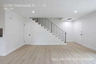 14700 Strathern St in Panorama City, CA - Building Photo - Building Photo