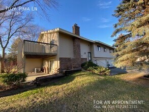 7026 Pima Ln in Chanhassen, MN - Foto de edificio - Building Photo