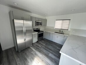 2019 Aoao Pl in Honolulu, HI - Building Photo - Building Photo