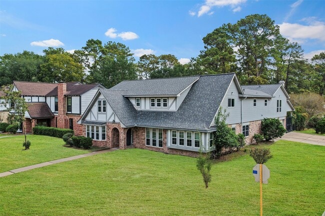 property at 4735 Charade Dr