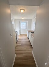 Heatherwood Apartments in Overland Park, KS - Building Photo - Building Photo