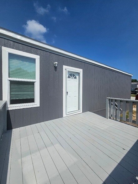 6501 W Hwy 199 in Springtown, TX - Foto de edificio