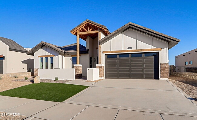 832 Eltham Dr in Horizon City, TX - Building Photo - Building Photo