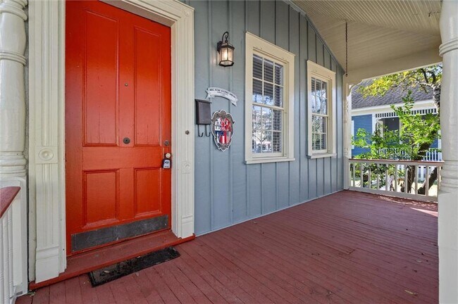 1161-1162 Old Shell Rd in Mobile, AL - Building Photo - Building Photo