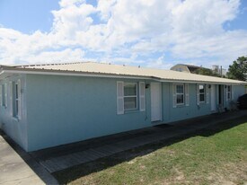 6427 Sunset Ave in Panama City, FL - Building Photo