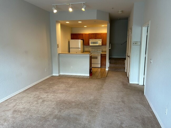2611 Gala Rd N in Kissimmee, FL - Building Photo - Building Photo