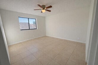 2926 S University Dr, Unit 6302 in Davie, FL - Building Photo - Building Photo