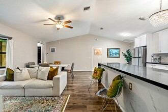 17925 31st Rd N in Westlake, FL - Building Photo - Building Photo