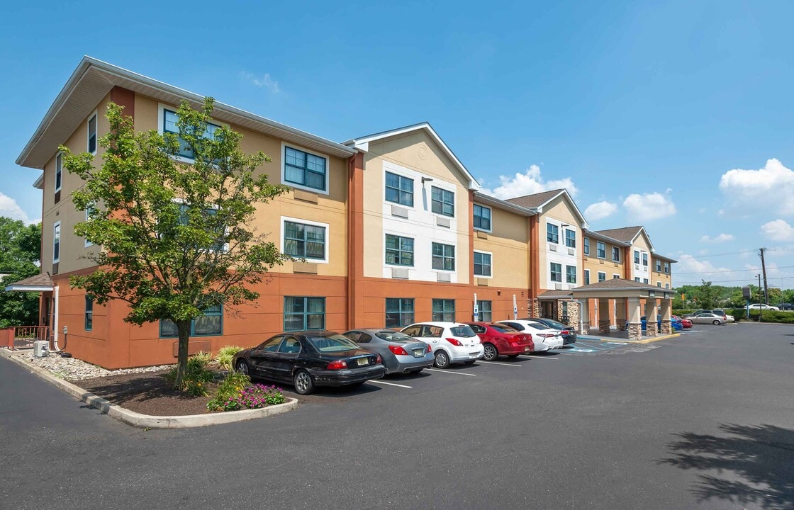 Furnished Studio-Philadelphia - Cherry Hill in Cherry Hill, NJ - Foto de edificio