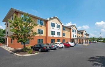 Furnished Studio-Philadelphia - Cherry Hill in Cherry Hill, NJ - Foto de edificio - Building Photo