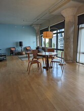 330 W 11th St in Los Angeles, CA - Building Photo - Building Photo