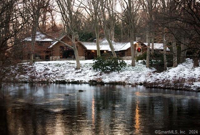 87 Red Coat Rd in Westport, CT - Foto de edificio