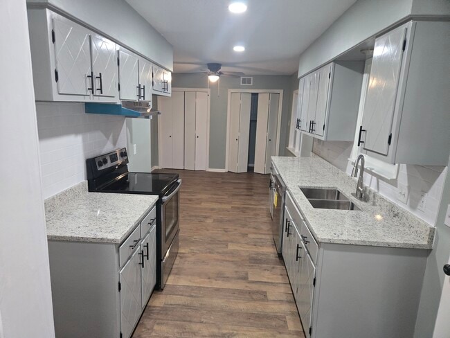 3166 Lichen Dr in Bartlett, TN - Building Photo - Building Photo