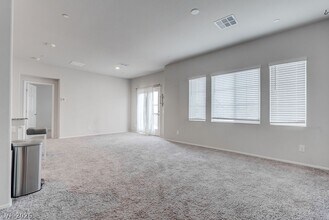 4735 Ridgeley Ave in North Las Vegas, NV - Building Photo - Building Photo