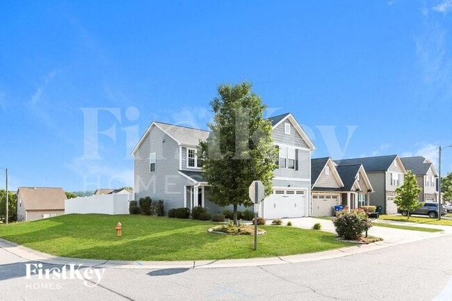 5793 Midstream Cir in Clemmons, NC - Foto de edificio - Building Photo