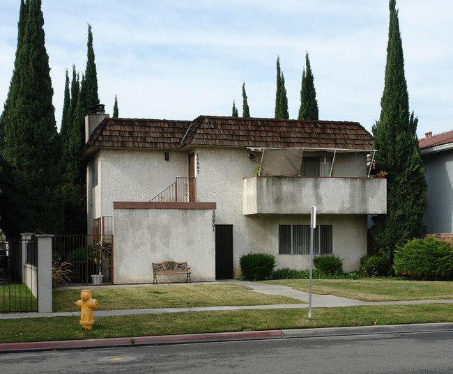 10801-10803 Pine St in Los Alamitos, CA - Building Photo - Building Photo