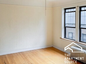 2613 W Berwyn Ave in Chicago, IL - Building Photo - Building Photo