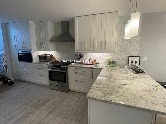 469 Massachusetts Ave, Unit 1