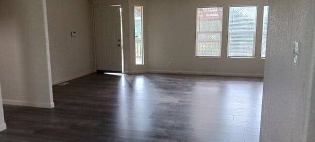 22115 Pleasant Valley Rd in North San Juan, CA - Building Photo - Building Photo