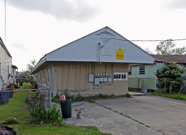 509-511 Causeway Blvd in New Orleans, LA - Building Photo - Building Photo