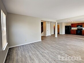 10152 Golden Dr in Noblesville, IN - Building Photo - Building Photo