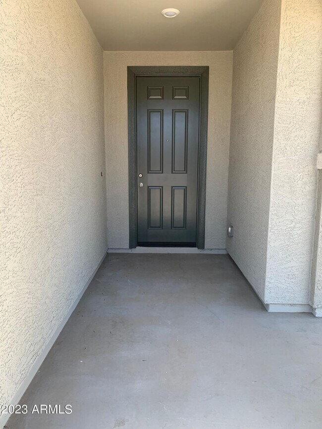 2340 W Sunland Ave in Phoenix, AZ - Foto de edificio - Building Photo