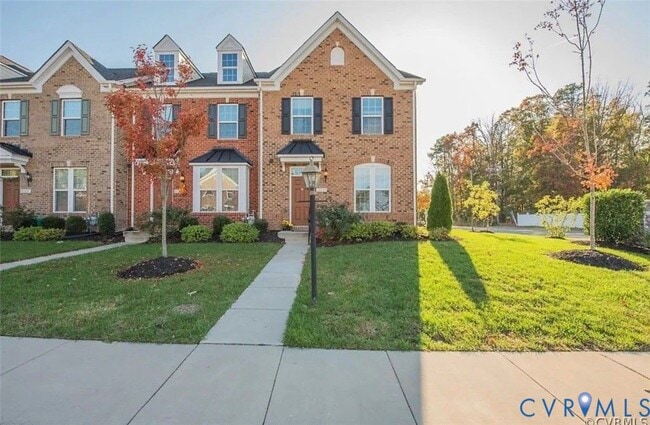 property at 11335 Sadler Walk Ln