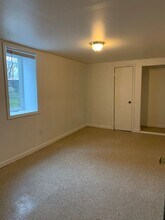 4355 N Logan Ave in Minneapolis, MN - Building Photo - Building Photo