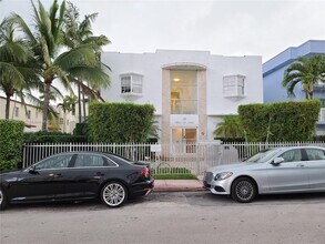 1526 Pennsylvania Ave in Miami Beach, FL - Building Photo - Building Photo
