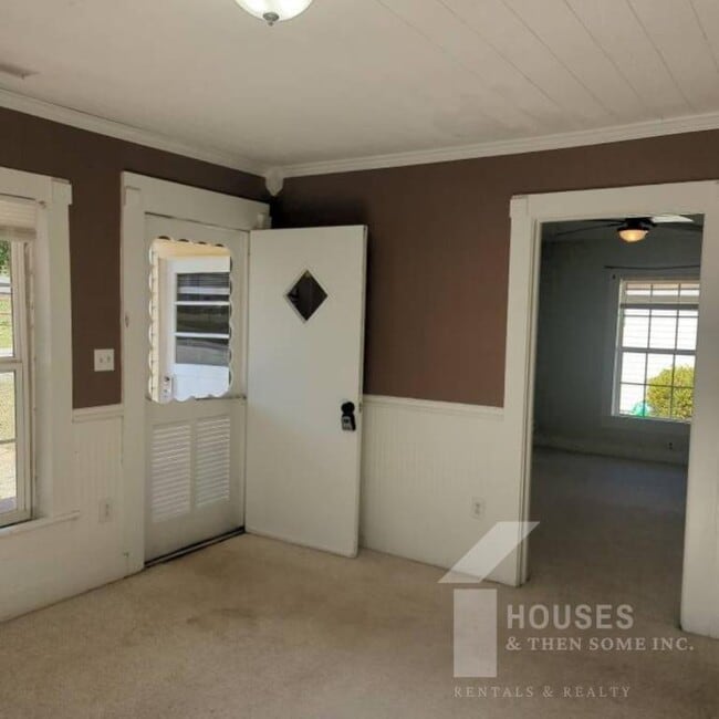 108 Davis St in Greenville, SC - Building Photo - Building Photo