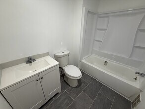 3300 Chestnut Ave in Baltimore, MD - Building Photo - Building Photo