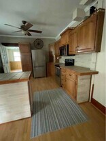 210 E Hackberry St in Fayette, MO - Building Photo