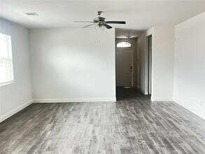 6032 Dandelion Dr in Aubrey, TX - Building Photo - Building Photo