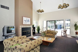 Antelope Creek Apartments in Citrus Heights, CA - Building Photo - Interior Photo