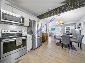 2204 Pryor Rd SW in Atlanta, GA - Building Photo - Building Photo