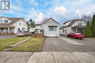 150 Crowland Ave in Welland, ON - Building Photo - Building Photo