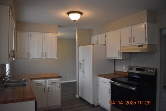 7538 S Holland Ct in Littleton, CO - Foto de edificio - Building Photo