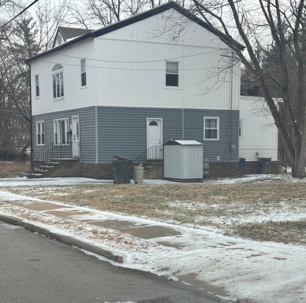 property at 2972 Madison Ave