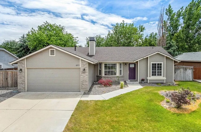 property at 961 W Newport St