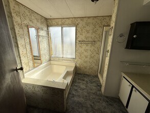 4480 W Airview Blvd in Winnemucca, NV - Building Photo - Building Photo