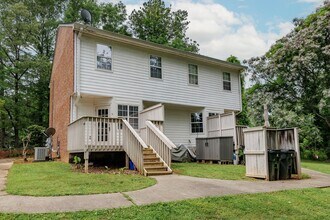 215 Jennings Mill Rd in Athens, GA - Building Photo - Building Photo