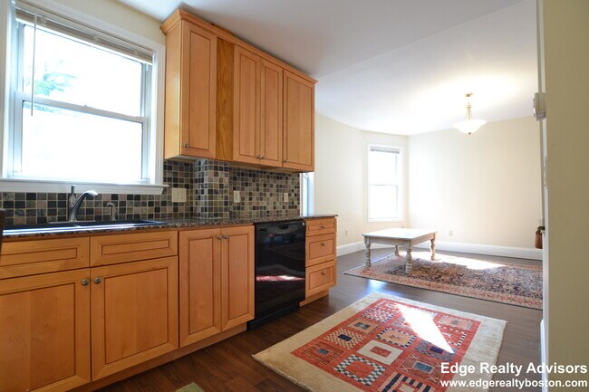 17 Alcott St, Unit 1 in Boston, MA - Building Photo - Building Photo