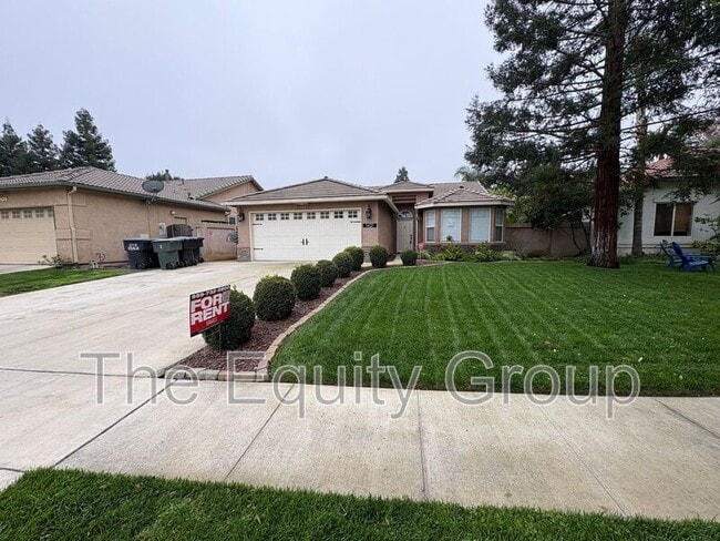 property at 1421 E Mesa Ct