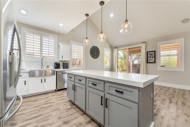 property at 780 Valley Rise Dr