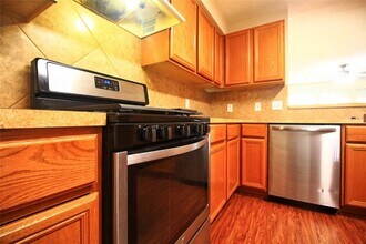 16928 Scenic Knoll in Conroe, TX - Building Photo - Building Photo