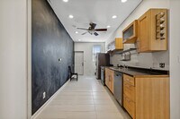 1921 Guilford Ave photo'