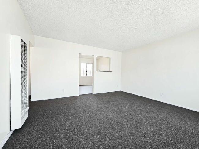 property at 231 E 89th St