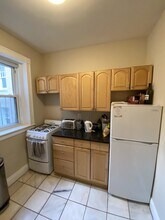 1197 Commonwealth Ave, Unit 14 in Boston, MA - Building Photo - Building Photo
