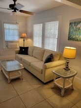 1209 Pearl St, Unit Down in Key West, FL - Foto de edificio - Building Photo