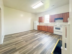 608 Halifax St in Petersburg, VA - Foto de edificio - Building Photo